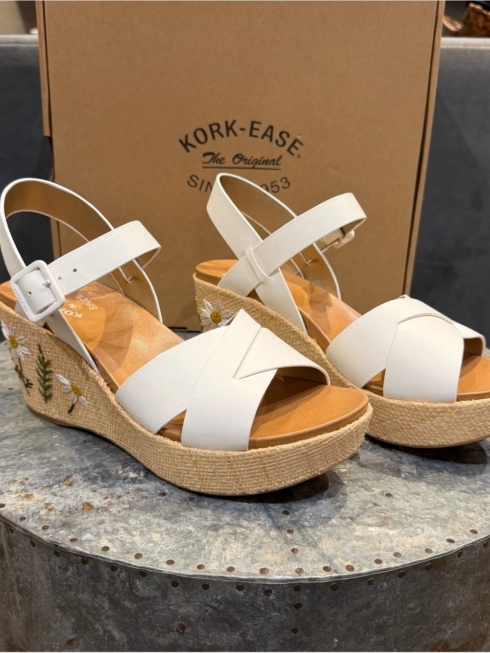 Kork-Ease Ava 2.0 White Embroidered Daisy Wedge Sandal